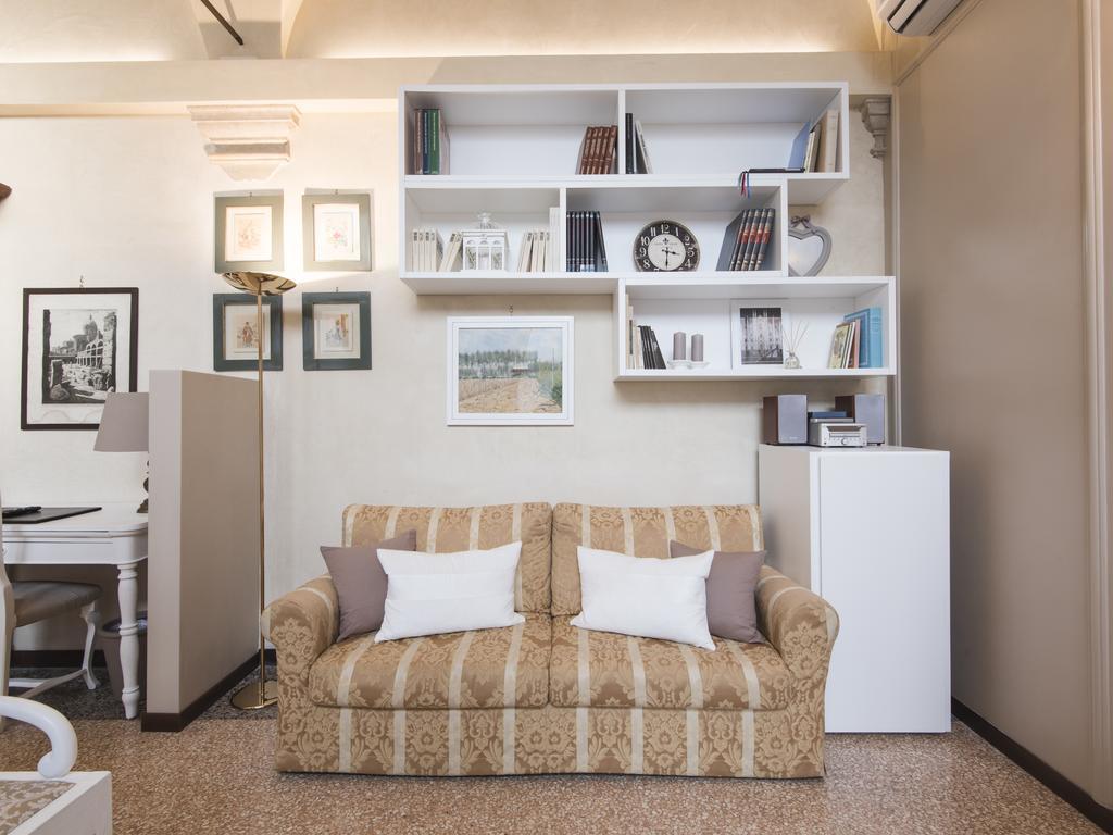 Suite Prestige Verona Buitenkant foto